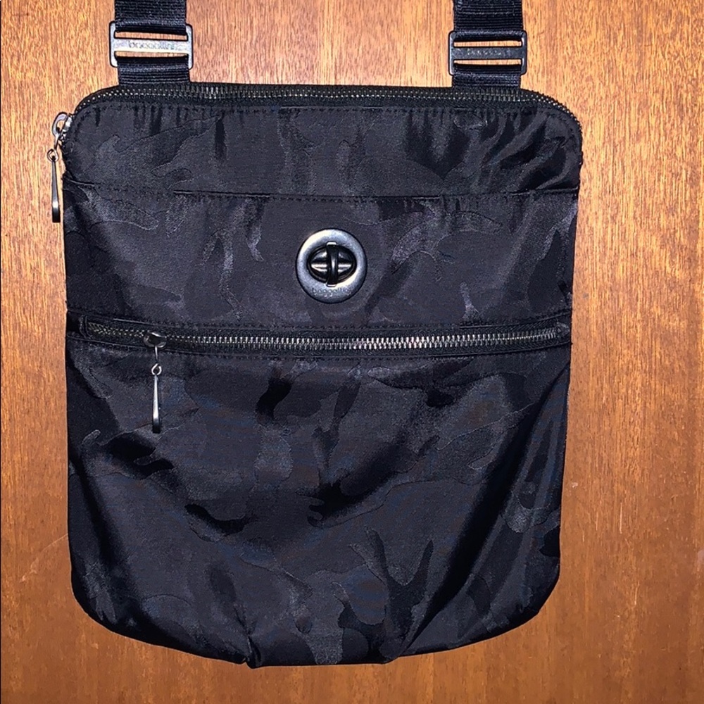 Black Camo Baggallini Camo Hanover Crossbody Bag